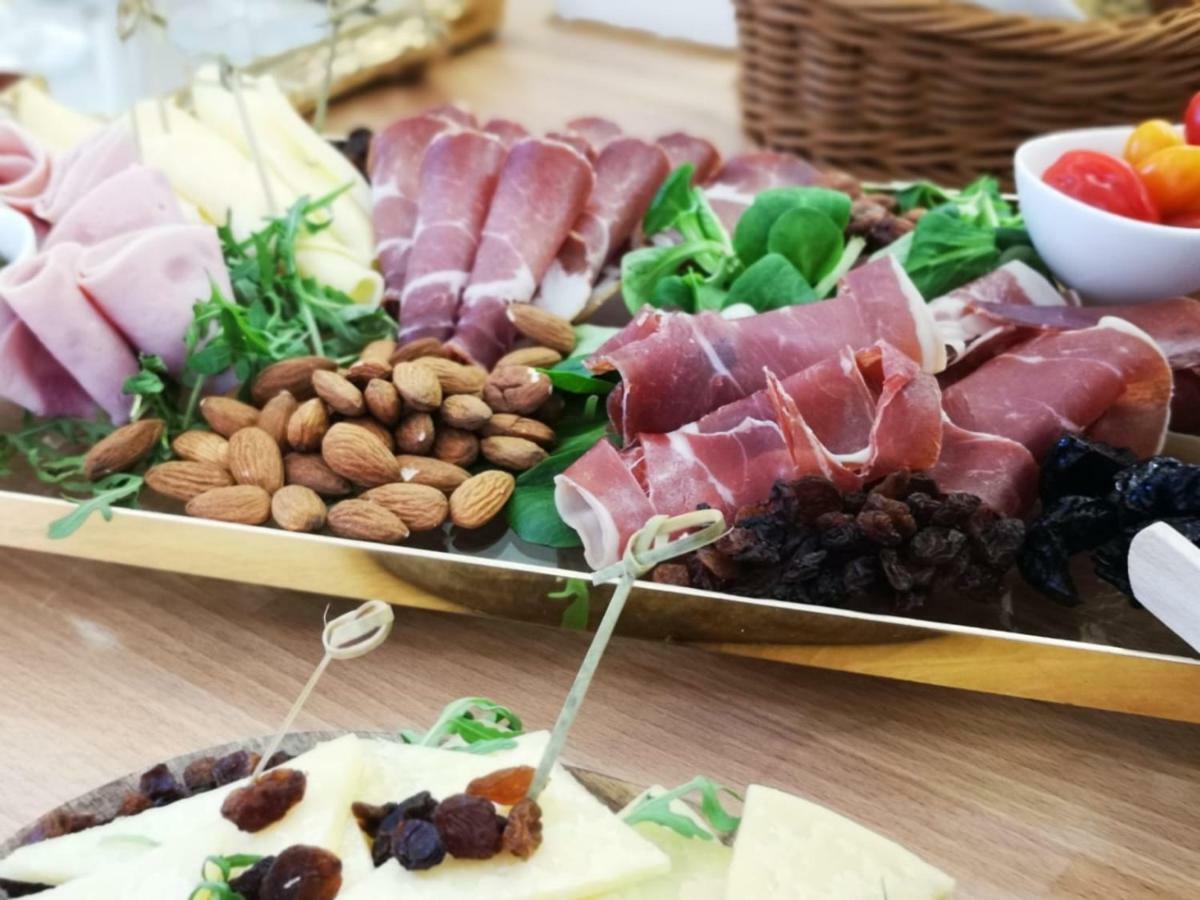 Boutique Hotel Bacvice Split Bagian luar foto
